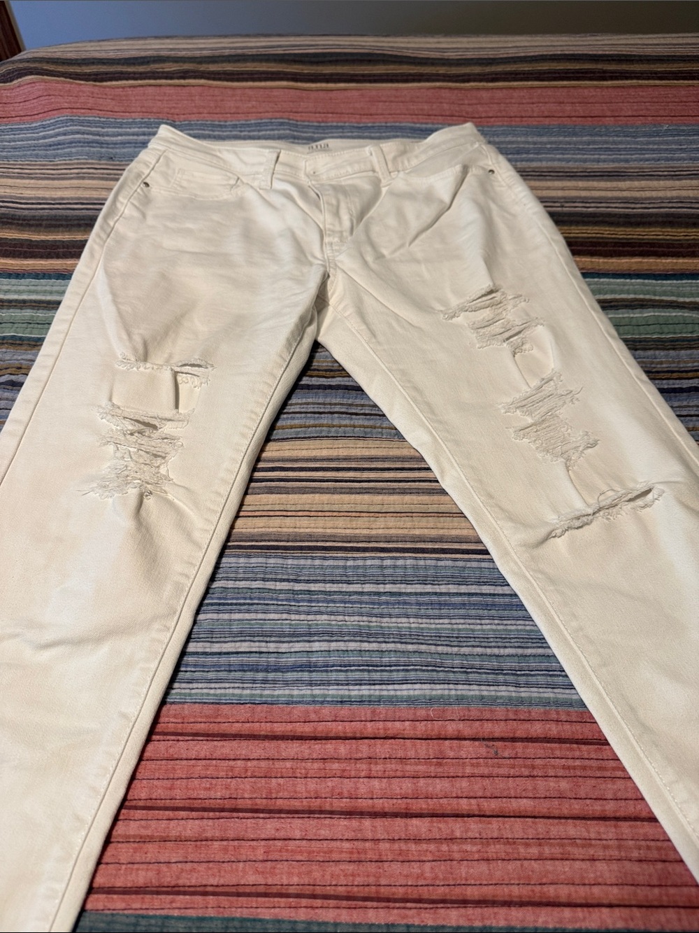 a.n.a White Distressed Boyfriend Jeans